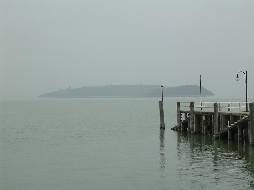 Casa Vacanze Del Pescatore Lägenhet Passignano sul Trasimeno Exteriör bild